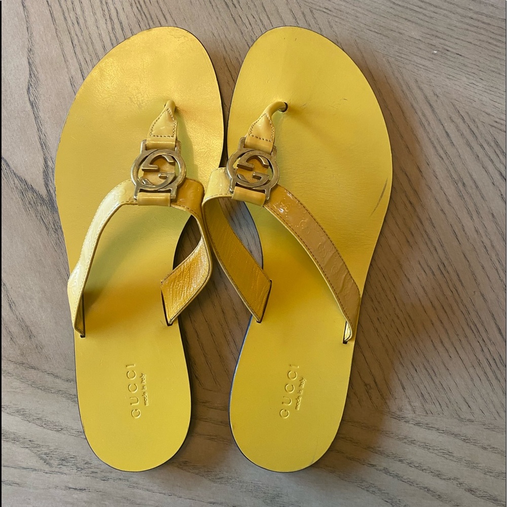 ❤️ Authentic Gucci Sandals, - Picture 3 of 6